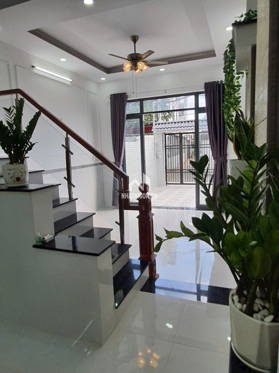 Cho thuê nhà nguyên căn đường số 10 linh xuân thủ đức LH 0909428959.